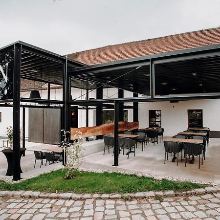 Nussboeckgut Bed & Breakfast Leonding Dış mekan fotoğraf